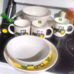 John Deer set